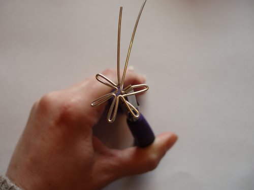 Abby Hook's Woven Wire Lotus Flower Pendant - , Wire Weaving, Weaving, Wire Weaving, Weaving Wire, shape the wire into a daisy